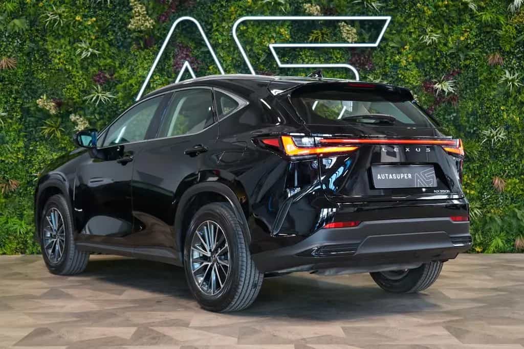 Lexus NX 350h NX350h*FWD*COMFORT TOP*ACC*LED*CZ*41.901 € NETTO 02/2024-photo-9