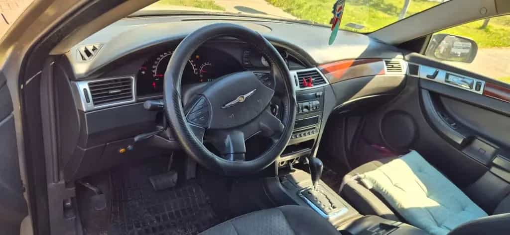 Chrysler Pacifica 03/2006-photo-3