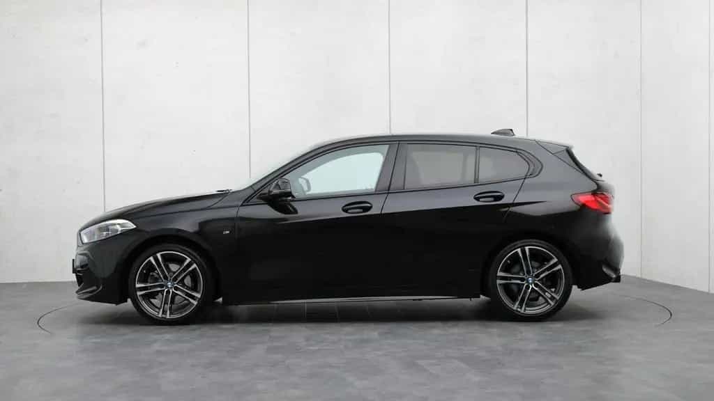 BMW 1 Series 118i M Sport, RFK, M Sportsitze, Shadow-line, 08/2020-photo-0