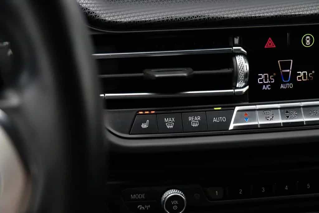 BMW 1 Series 118i M Sport, RFK, M Sportsitze, Shadow-line, 08/2020-photo-10