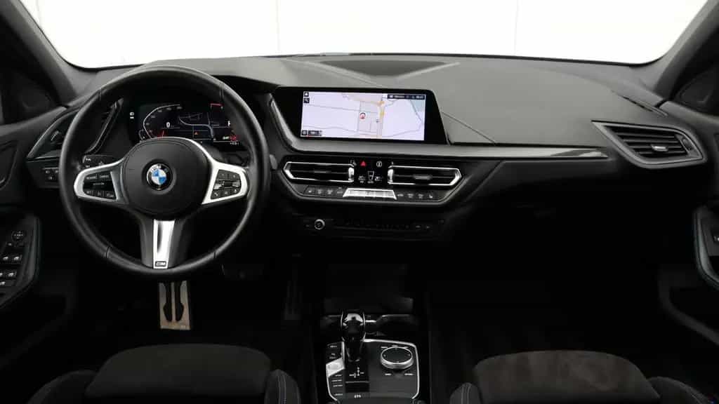 BMW 1 Series 118i M Sport, RFK, M Sportsitze, Shadow-line, 08/2020-photo-17