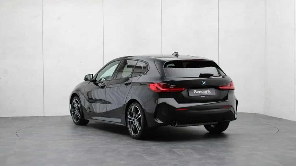 BMW 1 Series 118i M Sport, RFK, M Sportsitze, Shadow-line, 08/2020-photo-1
