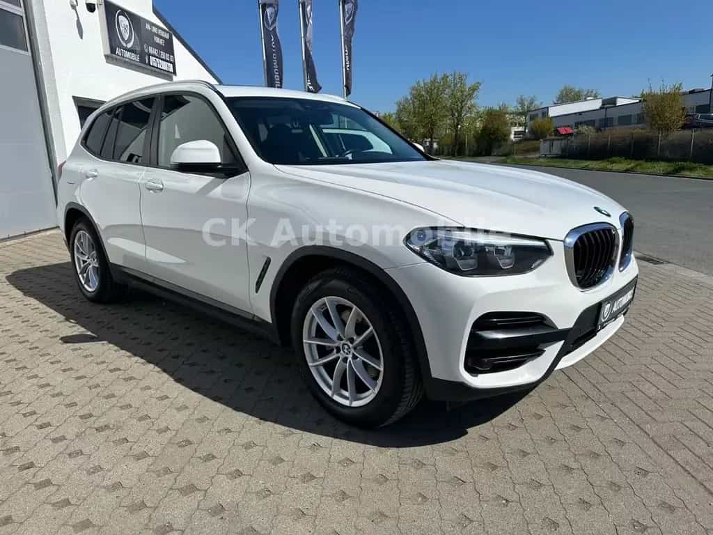 BMW X3 xDrive20d Advantage/Navi/Head-Up/Pano/AHK 08/2020-photo-2