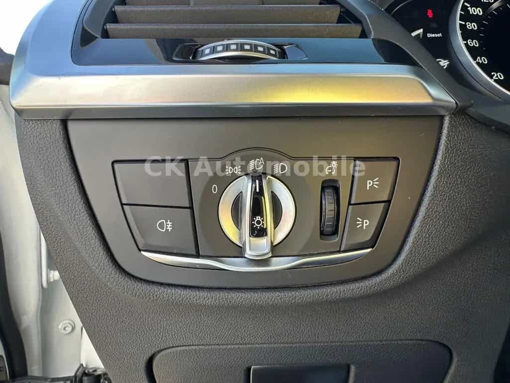 BMW X3 xDrive20d Advantage/Navi/Head-Up/Pano/AHK 08/2020-photo-20