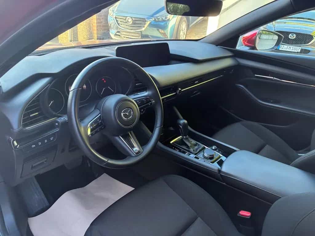 Mazda 3 2.5 e-SKYACTIV-G Centre-line DESIGN-PAKET AT 01/2025-photo-17
