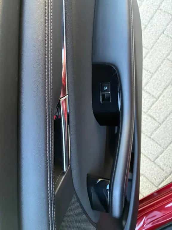 Mazda 3 2.5 e-SKYACTIV-G Centre-line DESIGN-PAKET AT 01/2025-photo-24