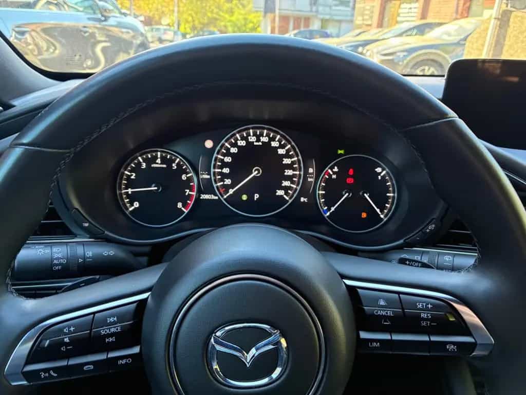 Mazda 3 2.5 e-SKYACTIV-G Centre-line DESIGN-PAKET AT 01/2025-photo-27