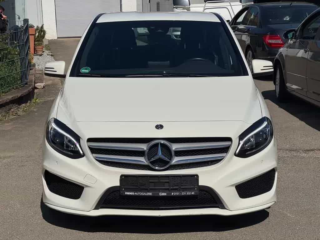 Mercedes-Benz B-Class 250 AUTOMATIK**AMG LINE**GARANTIE*AHK*8-FACH* 05/2017-photo-3