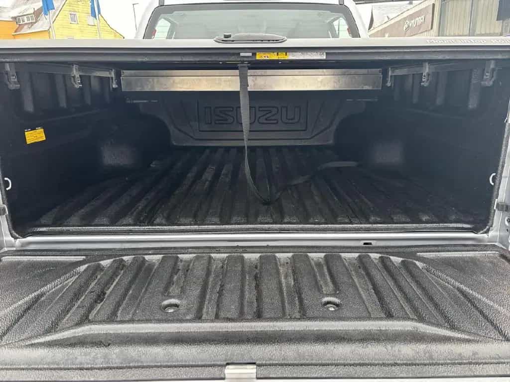 Isuzu D-Max Double Cab 4WD LS,KLIMA,TEMPO,AHK,PDC,SHZ, 05/2021-photo-11