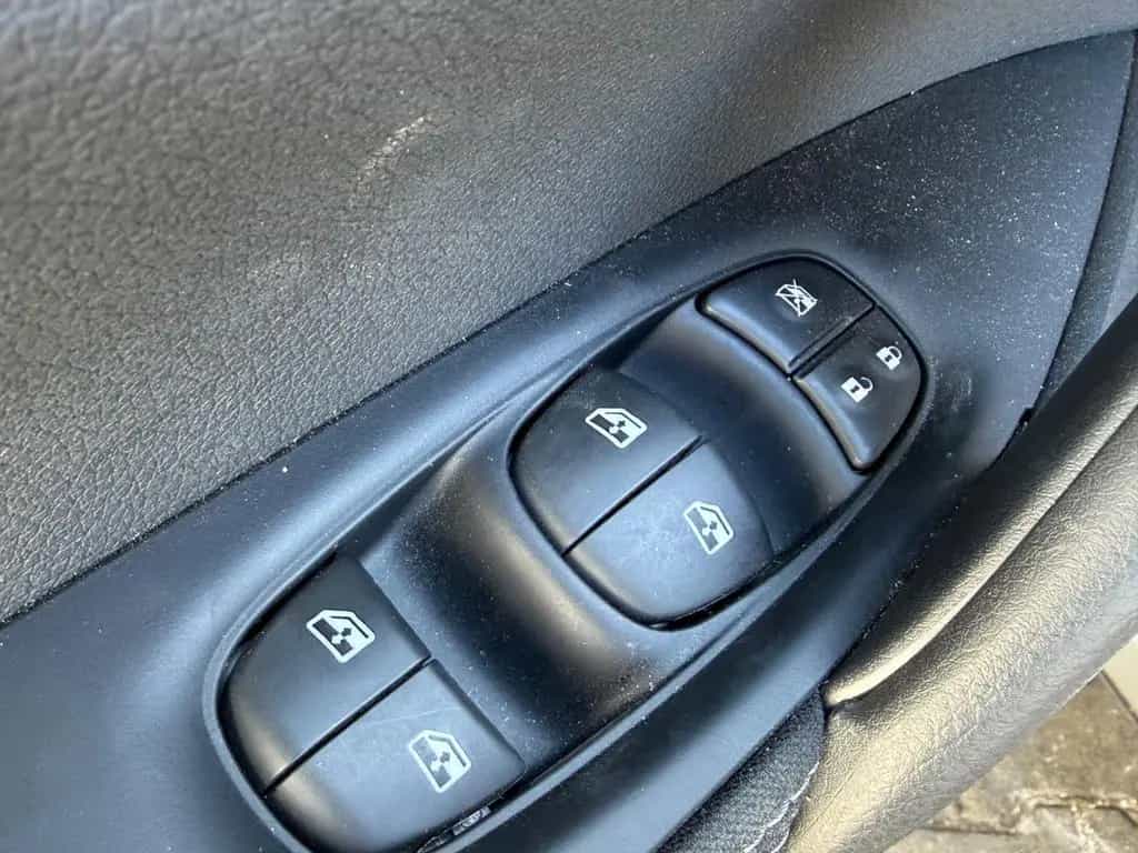 Nissan Qashqai N-Connecta *Panorama*360°Kamera*8-Fach* 05/2018-photo-10