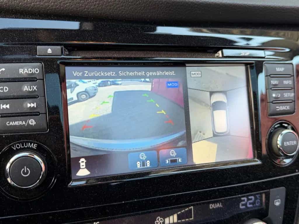 Nissan Qashqai N-Connecta *Panorama*360°Kamera*8-Fach* 05/2018-photo-21