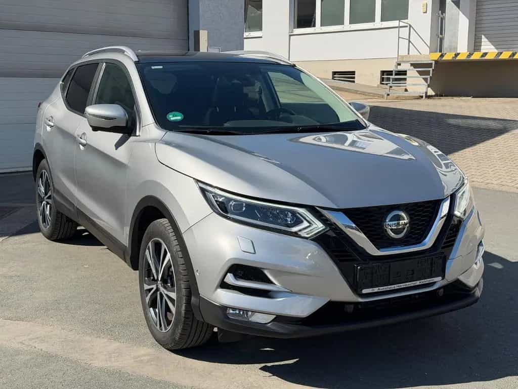 Nissan Qashqai N-Connecta *Panorama*360°Kamera*8-Fach* 05/2018-photo-3