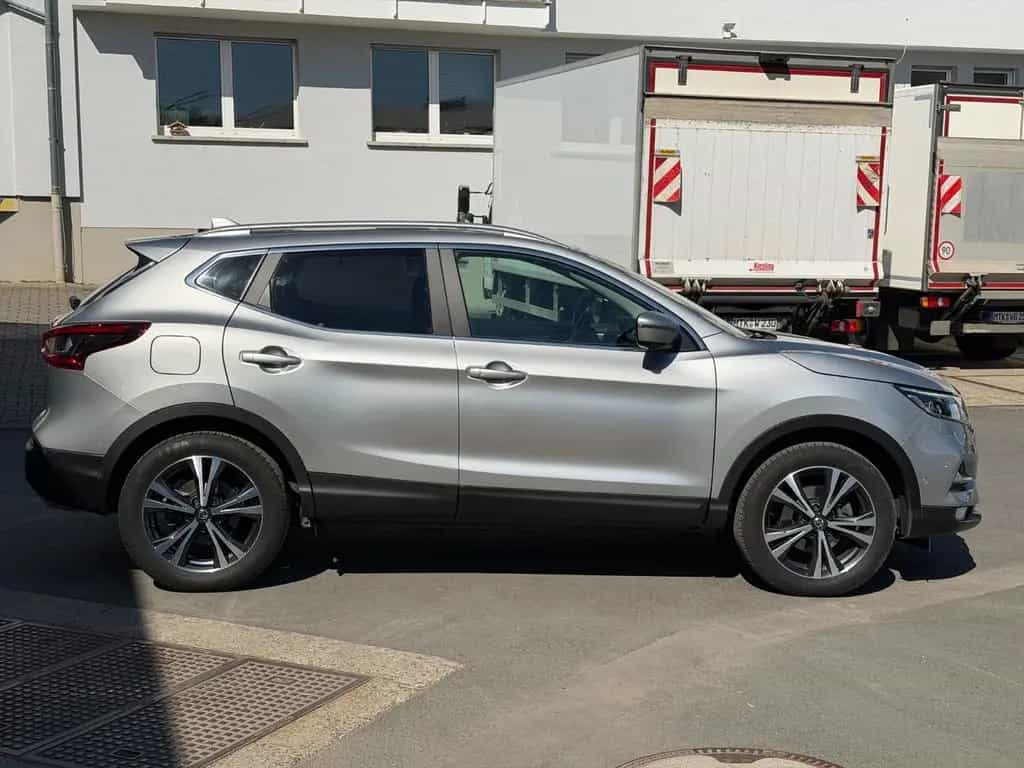 Nissan Qashqai N-Connecta *Panorama*360°Kamera*8-Fach* 05/2018-photo-4