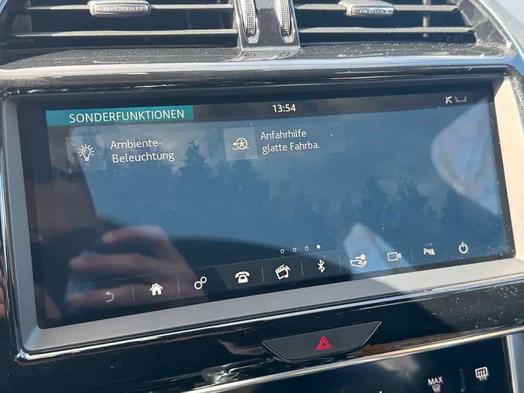 Jaguar XE S AWD Black Pack*MATRIX LED*KAMERA*SpurASSIST 01/2020-photo-41