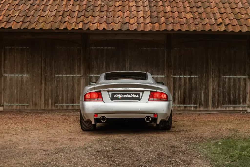 Aston Martin Vanquish V12 Vanquish 06/2003-photo-10
