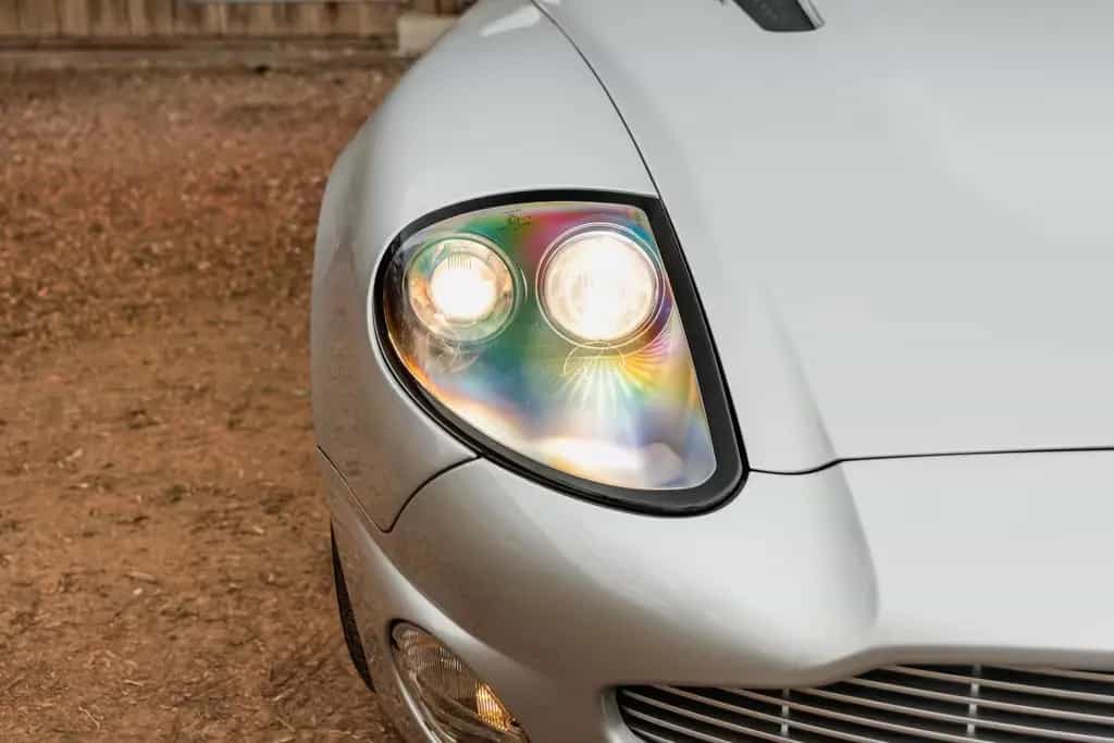 Aston Martin Vanquish V12 Vanquish 06/2003-photo-13