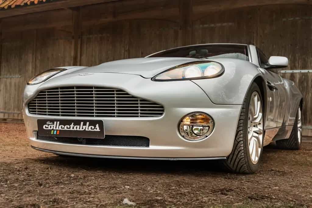 Aston Martin Vanquish V12 Vanquish 06/2003-photo-14