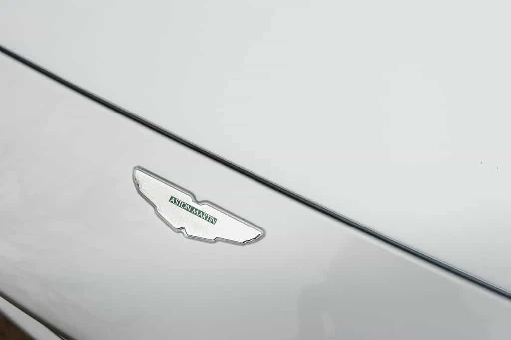 Aston Martin Vanquish V12 Vanquish 06/2003-photo-16