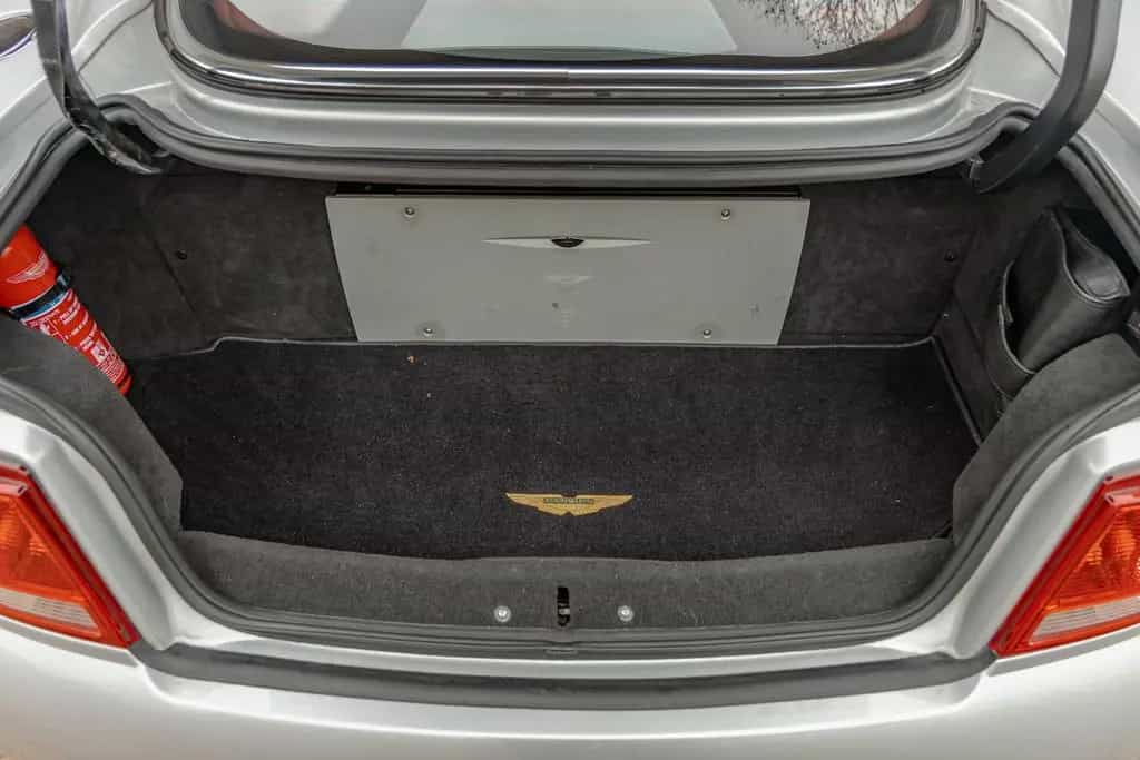 Aston Martin Vanquish V12 Vanquish 06/2003-photo-20