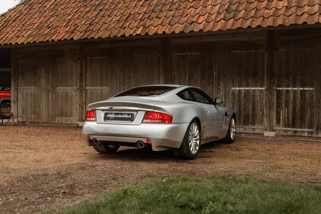 Aston Martin Vanquish V12 Vanquish 06/2003-photo-5