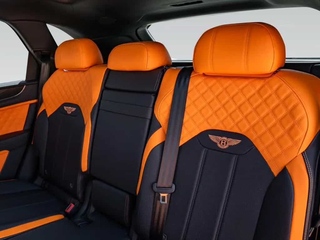 Bentley Bentayga S V8 | Mulliner | Satin Paint | CCB 08/2024-photo-17