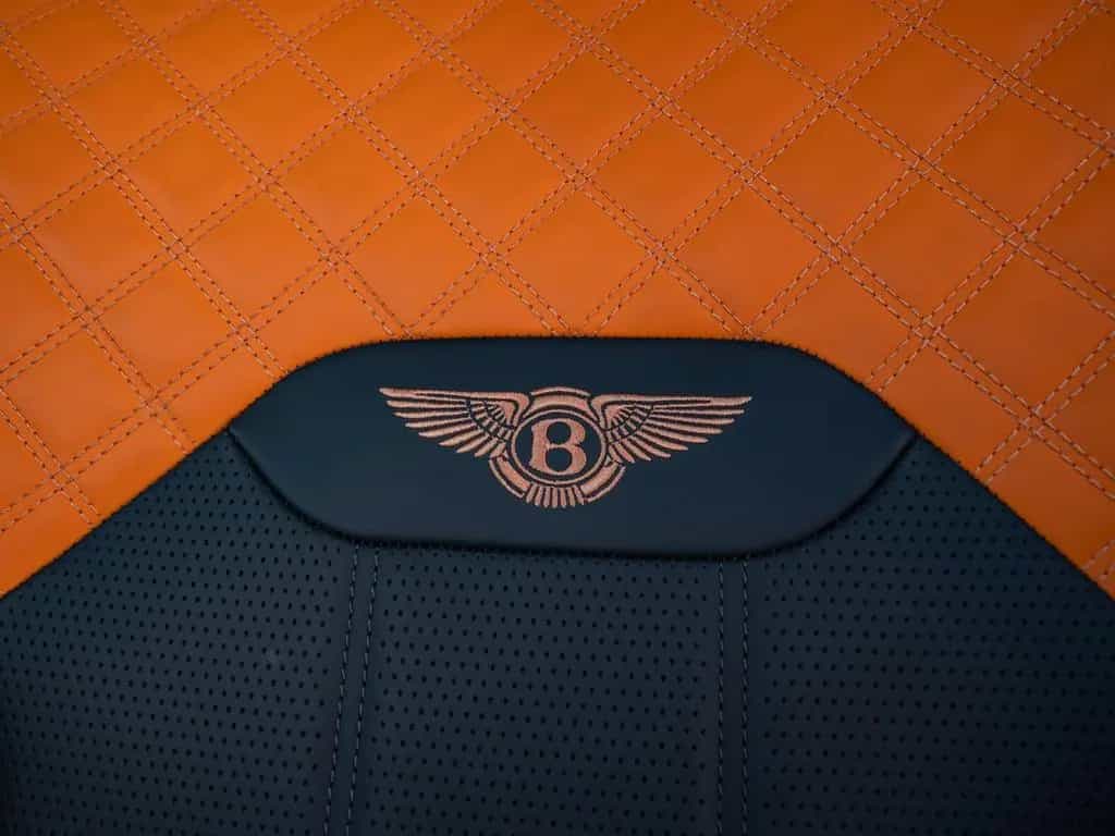 Bentley Bentayga S V8 | Mulliner | Satin Paint | CCB 08/2024-photo-19