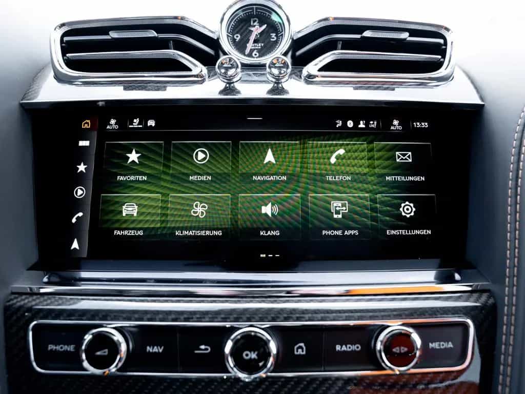 Bentley Bentayga S V8 | Mulliner | Satin Paint | CCB 08/2024-photo-29