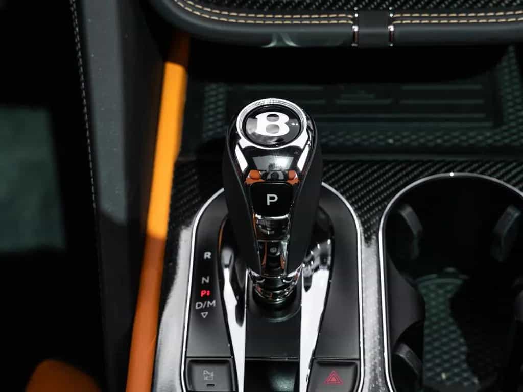 Bentley Bentayga S V8 | Mulliner | Satin Paint | CCB 08/2024-photo-32