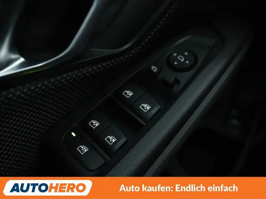 BMW 318 i Advantage Aut.*NAVI*LED*PDC*SHZ*TEMPO* 01/2022-photo-25