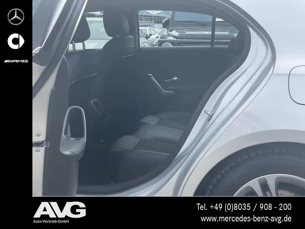 Mercedes-Benz A 220 Progressive 7G MBUX AHK LED PTS Spiegel-Pk 11/2018-photo-12