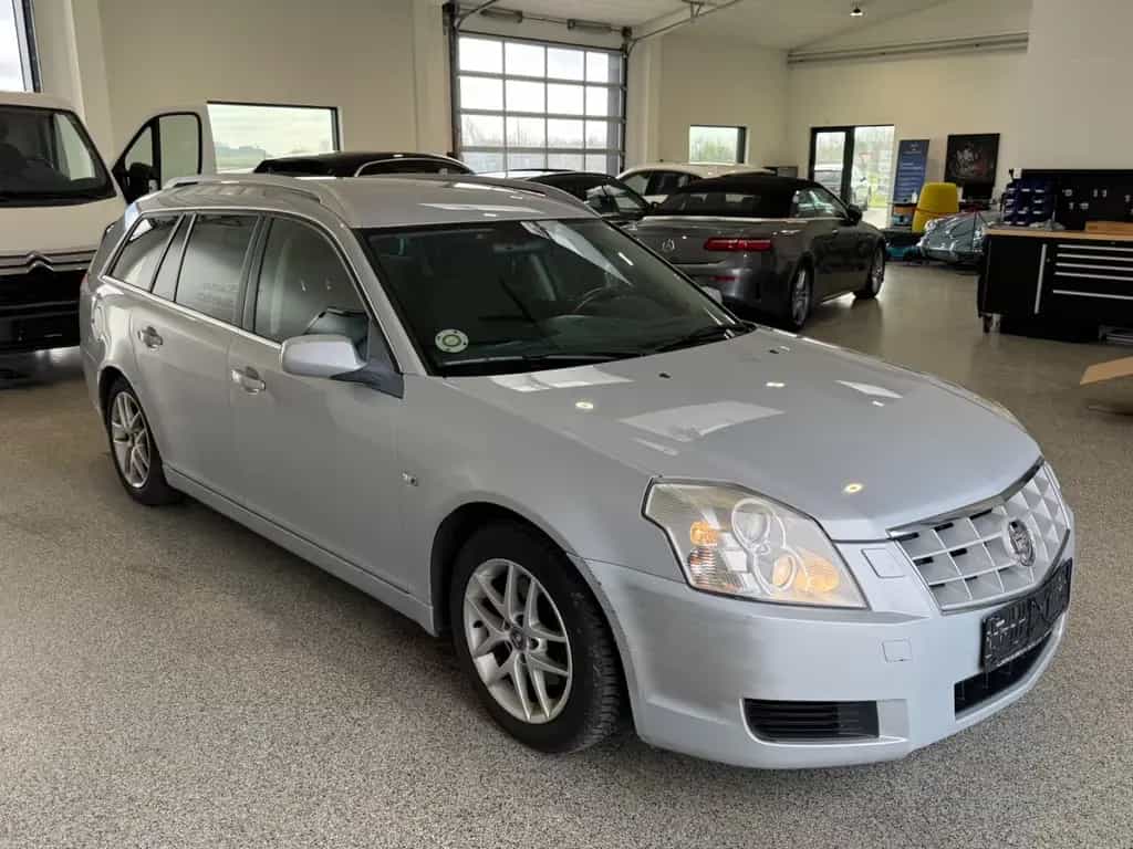 Cadillac BLS Wagon 1.9 D 180PS Business Navi 08/2010-photo-4