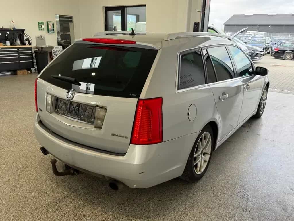 Cadillac BLS Wagon 1.9 D 180PS Business Navi 08/2010-photo-8