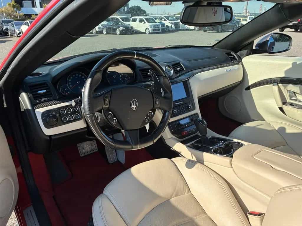 Maserati GranCabrio 4.7 V8 Sport ZF-Automatik 07/2015-photo-13