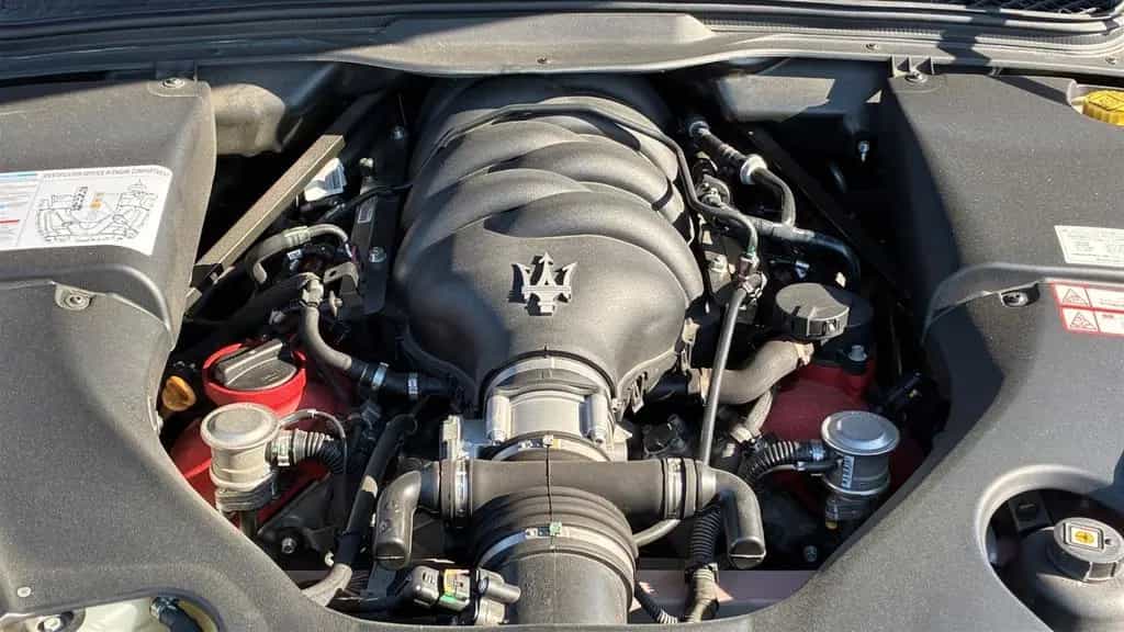 Maserati GranCabrio 4.7 V8 Sport ZF-Automatik 07/2015-photo-38