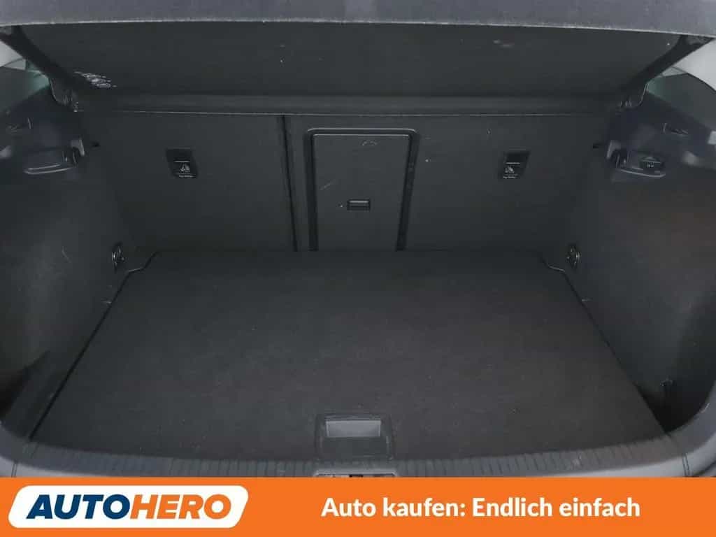Volkswagen Golf VII 1.4 TSI Allstar BMT Aut.*TEMPO*PDC*SHZ* 08/2016-photo-17