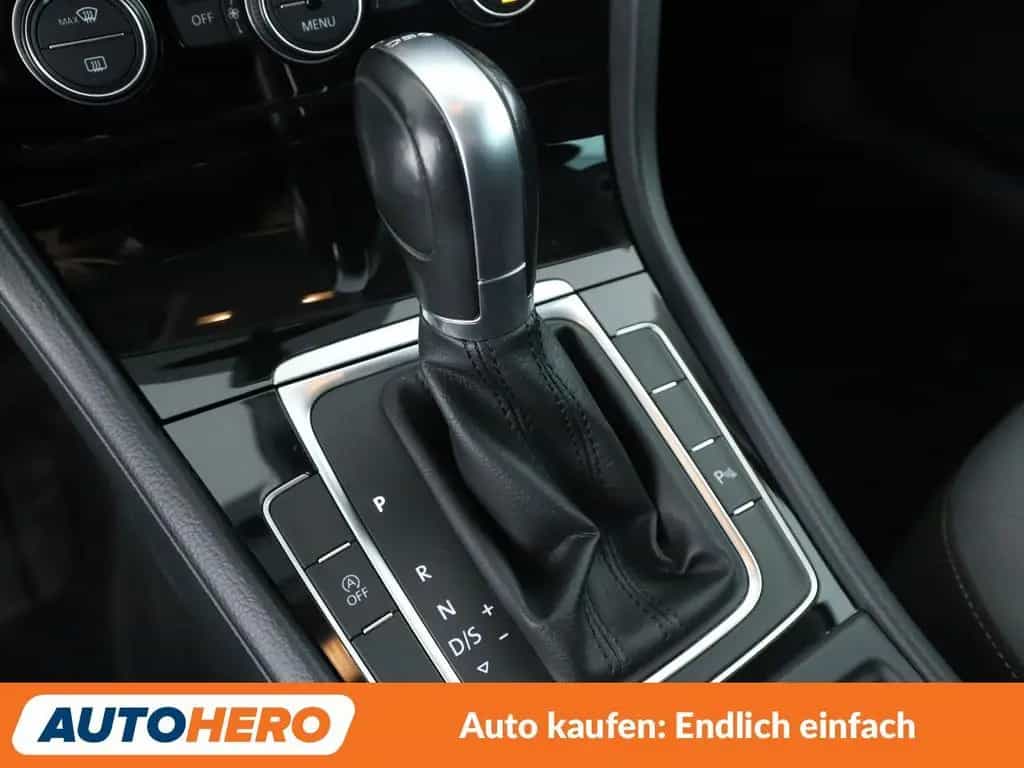 Volkswagen Golf VII 1.4 TSI Allstar BMT Aut.*TEMPO*PDC*SHZ* 08/2016-photo-22