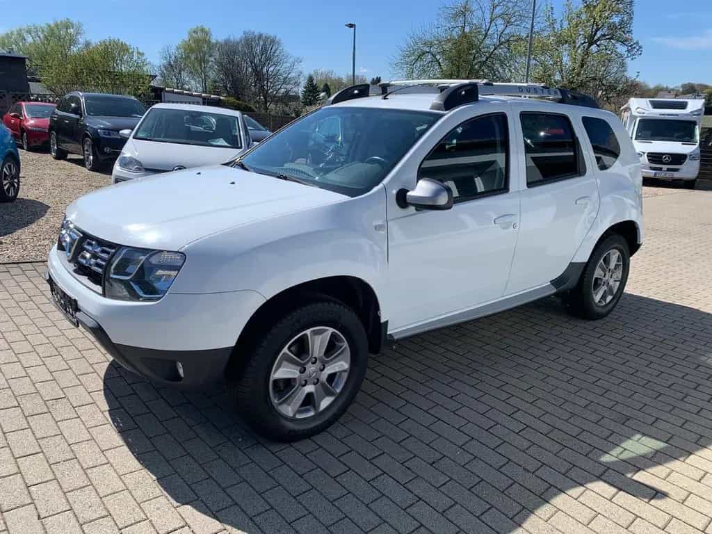 Dacia Duster I Prestige 1,2 TCE Leder AHK Temp. 78TKM 11/2016-photo-1
