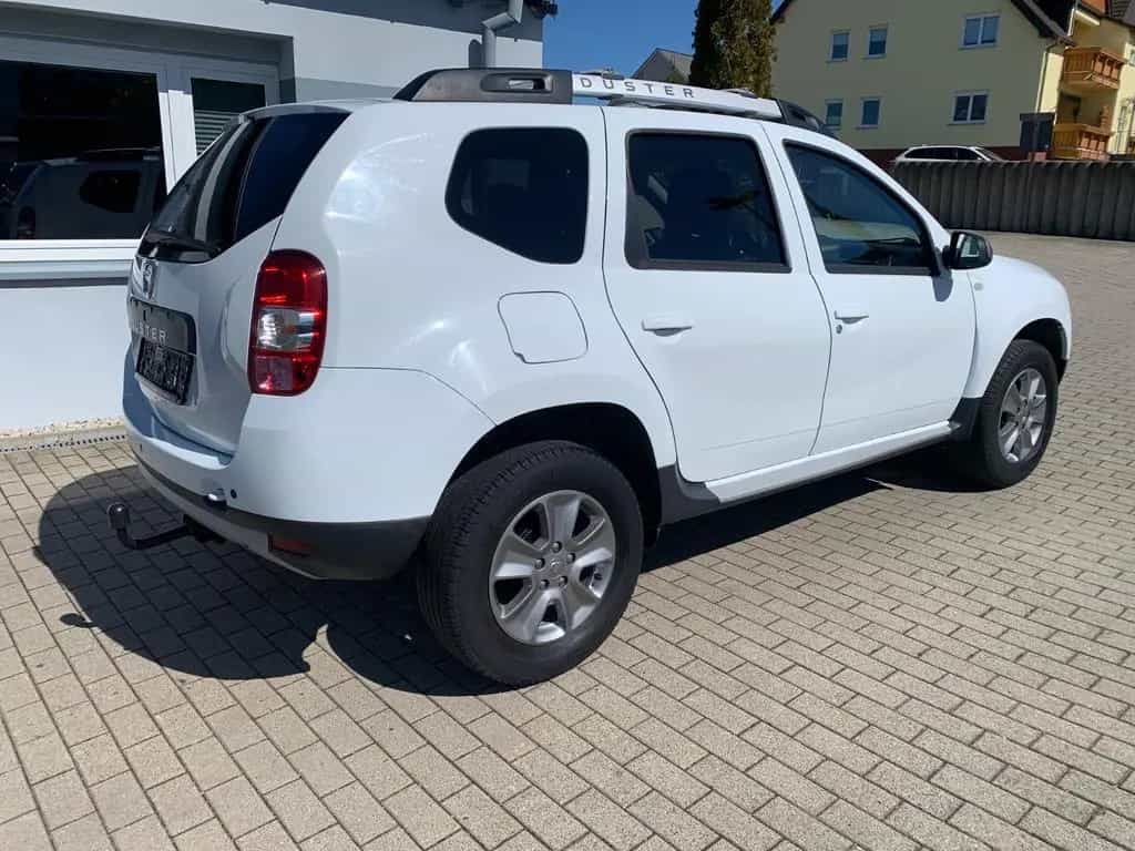 Dacia Duster I Prestige 1,2 TCE Leder AHK Temp. 78TKM 11/2016-photo-4