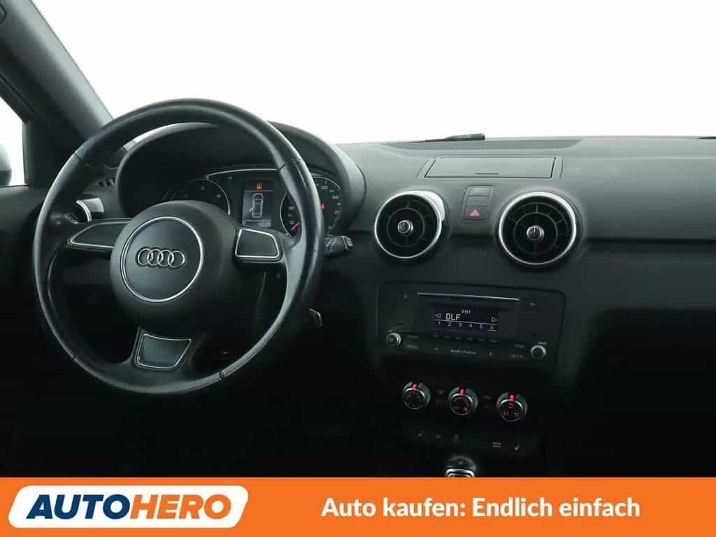 Audi A1 Sportback 1.6 TDI Sport Aut.*S-LINE*XENON*SHZ 03/2017-photo-12