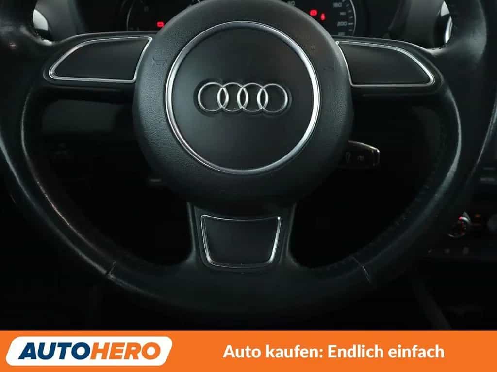 Audi A1 Sportback 1.6 TDI Sport Aut.*S-LINE*XENON*SHZ 03/2017-photo-18