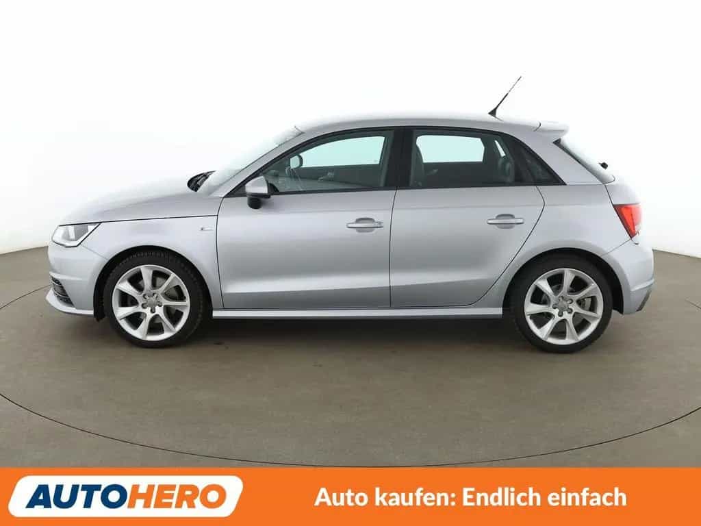 Audi A1 Sportback 1.6 TDI Sport Aut.*S-LINE*XENON*SHZ 03/2017-photo-2