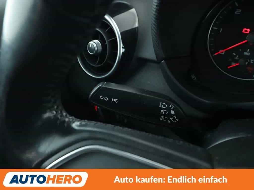 Audi A1 Sportback 1.6 TDI Sport Aut.*S-LINE*XENON*SHZ 03/2017-photo-23