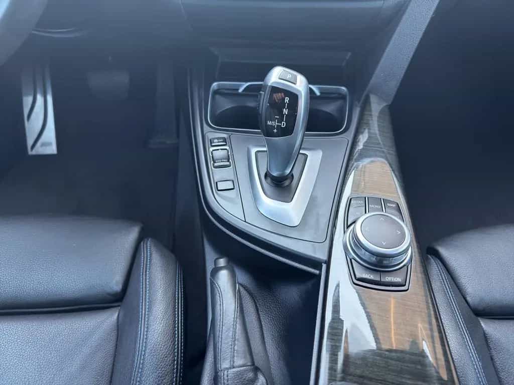 BMW 4 Series 420 i M Sport Coupe 07/2018-photo-13