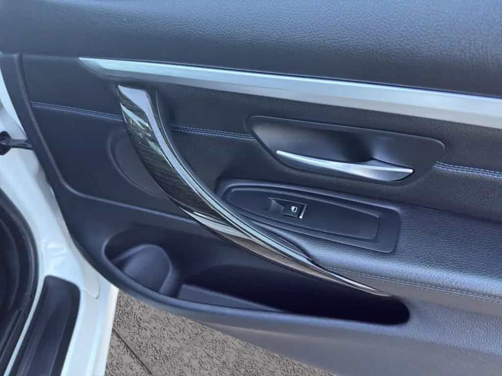 BMW 4 Series 420 i M Sport Coupe 07/2018-photo-15