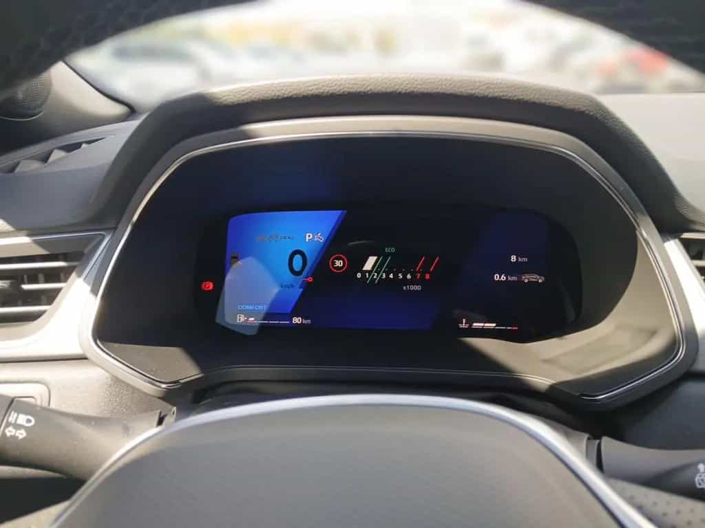 Renault Symbioz Techno Mild Hybrid 140 EDC 04/2026-photo-6