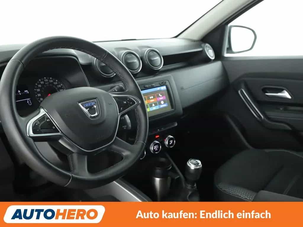 Dacia Duster 1.6 SCe Prestige *NAVI*CAM*TEMPO*ALU*AHK* 06/2019-photo-10