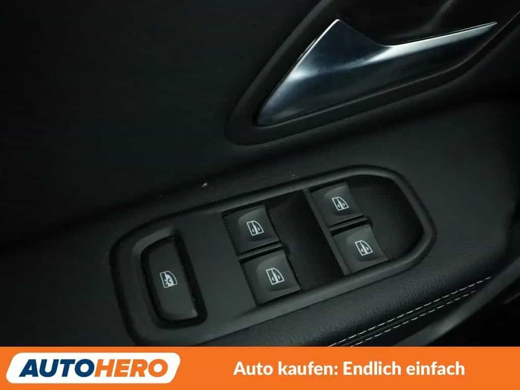 Dacia Duster 1.6 SCe Prestige*NAVI*TEMPO*CAM*PDC*LIM* 06/2019-photo-27