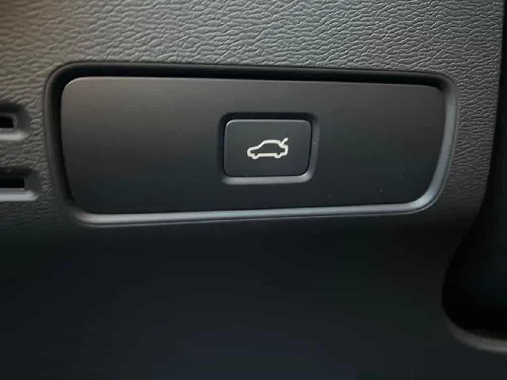 Volvo XC40 Plus Dark 2WD,KLIMA,ACC,NAVI,SHZ,LED,KAMERA 07/2023-photo-12