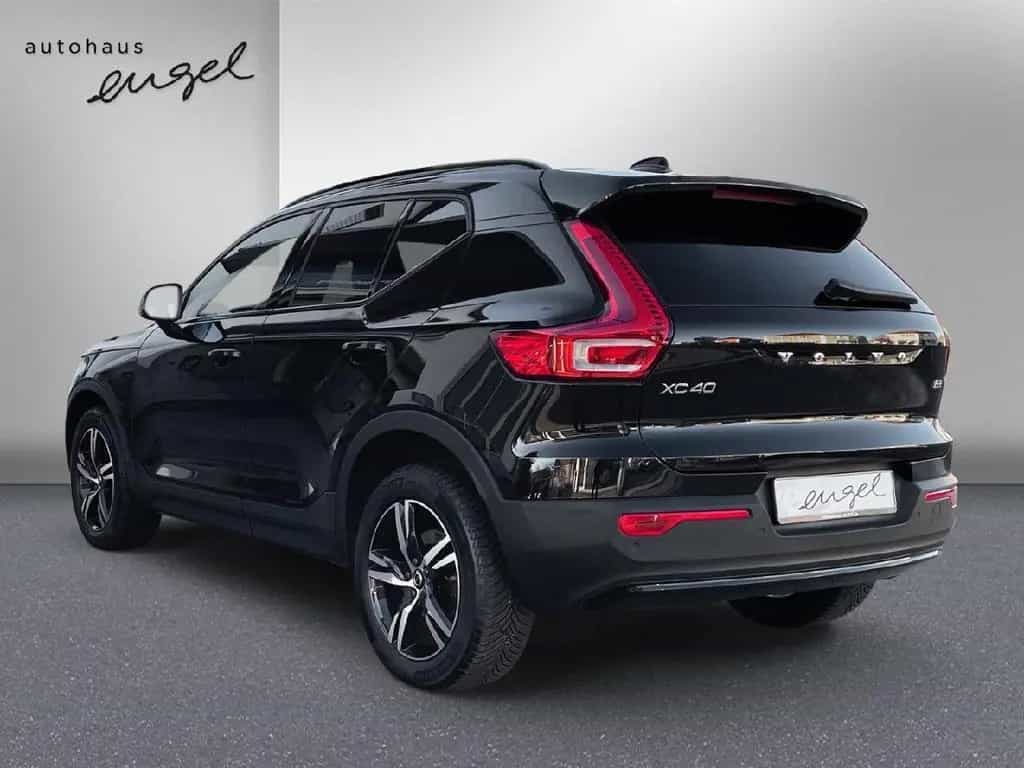 Volvo XC40 Plus Dark 2WD,KLIMA,ACC,NAVI,SHZ,LED,KAMERA 07/2023-photo-3