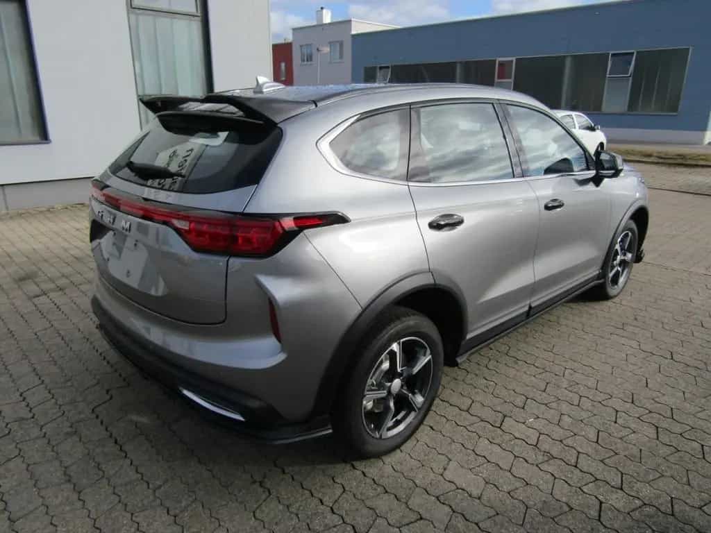 GWM HAVAL Jolion Pro 1.5 T PREMIUM SHZ GRA RFK DAB A 02/2026-photo-3